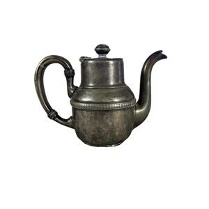 Vintage Fred Harvey Silverplate Teapot EP 7/8 Pint 02678